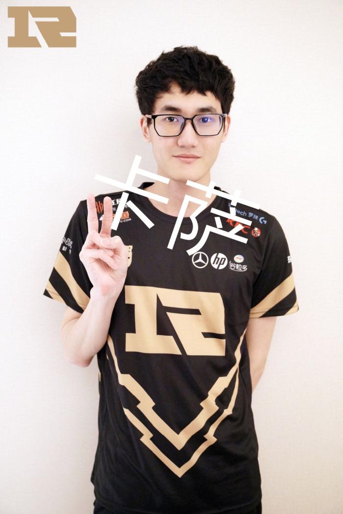 同组成球队 同组成球队